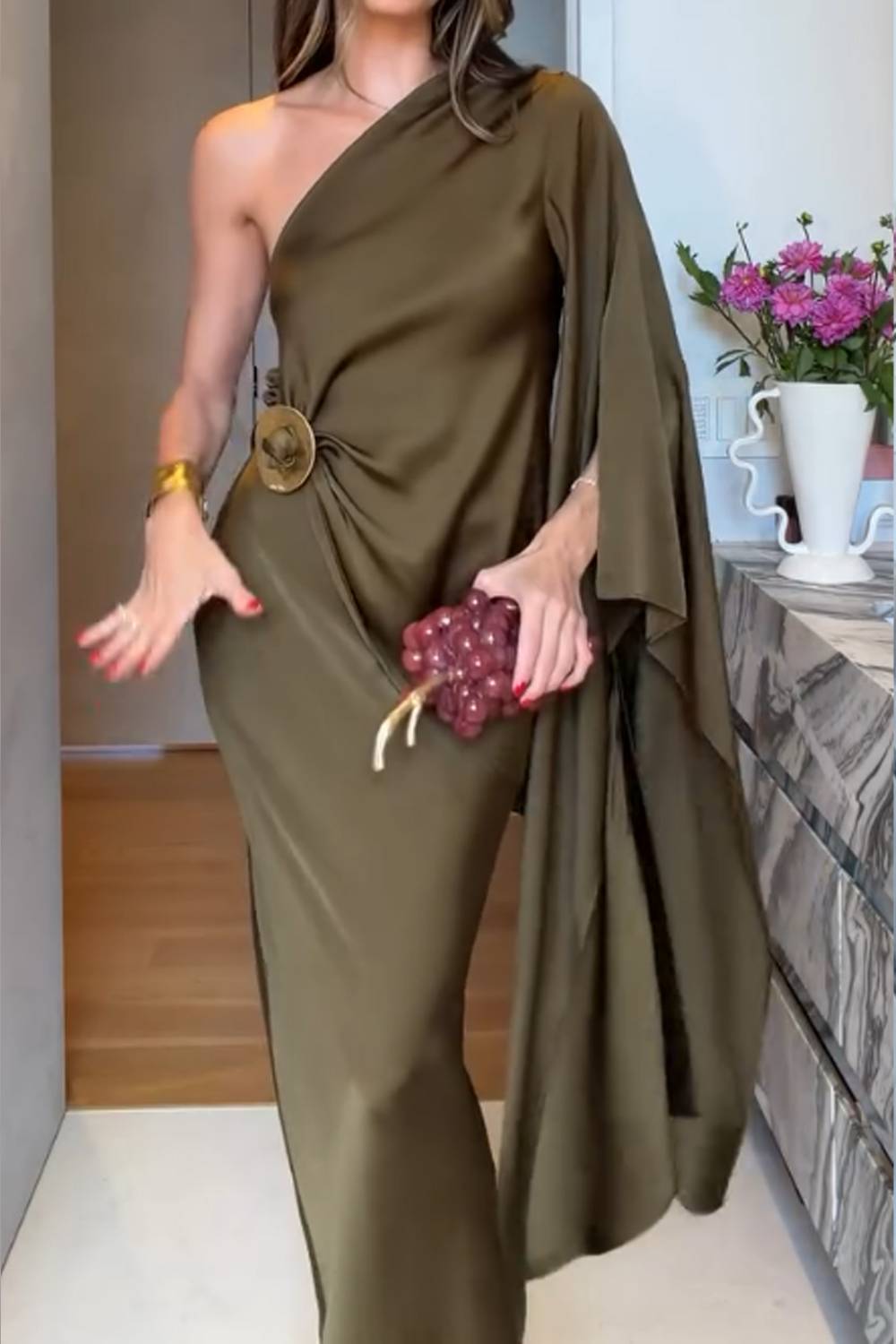 Fenrose Cape Sleeve Set