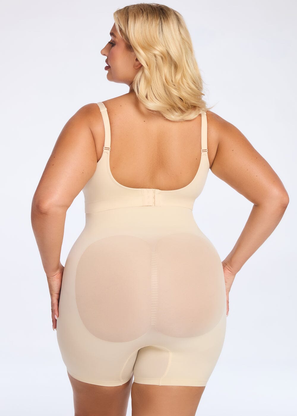 SmoothingSeamless Sculpting High-Waist Shorts